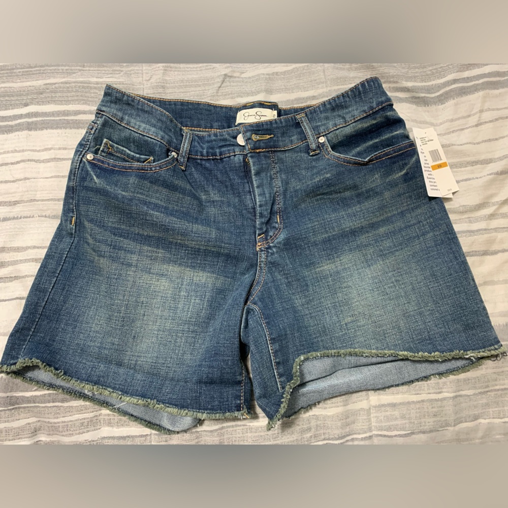 NWT-Jessica Simpson shorts, size 8